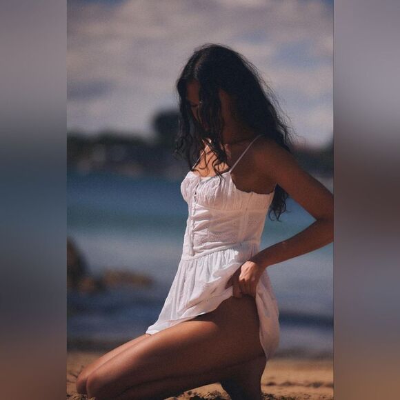 Zara White Embroidered Dress with Bows - Picture 1 of 6